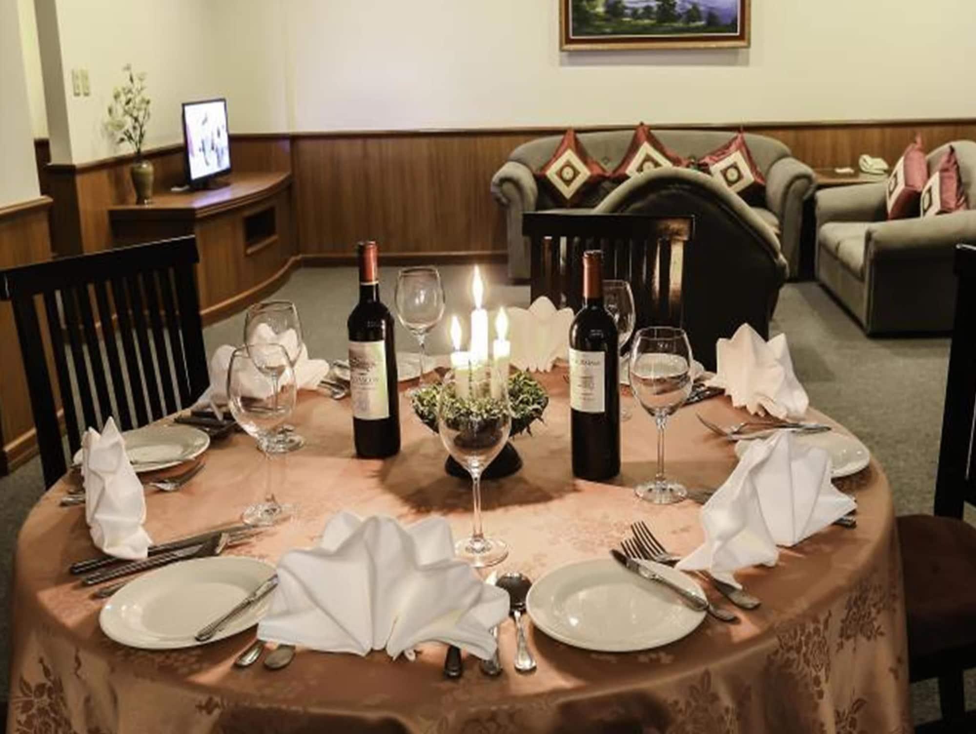 סיאם ריפ Angkor Howard Hotel מראה חיצוני תמונה