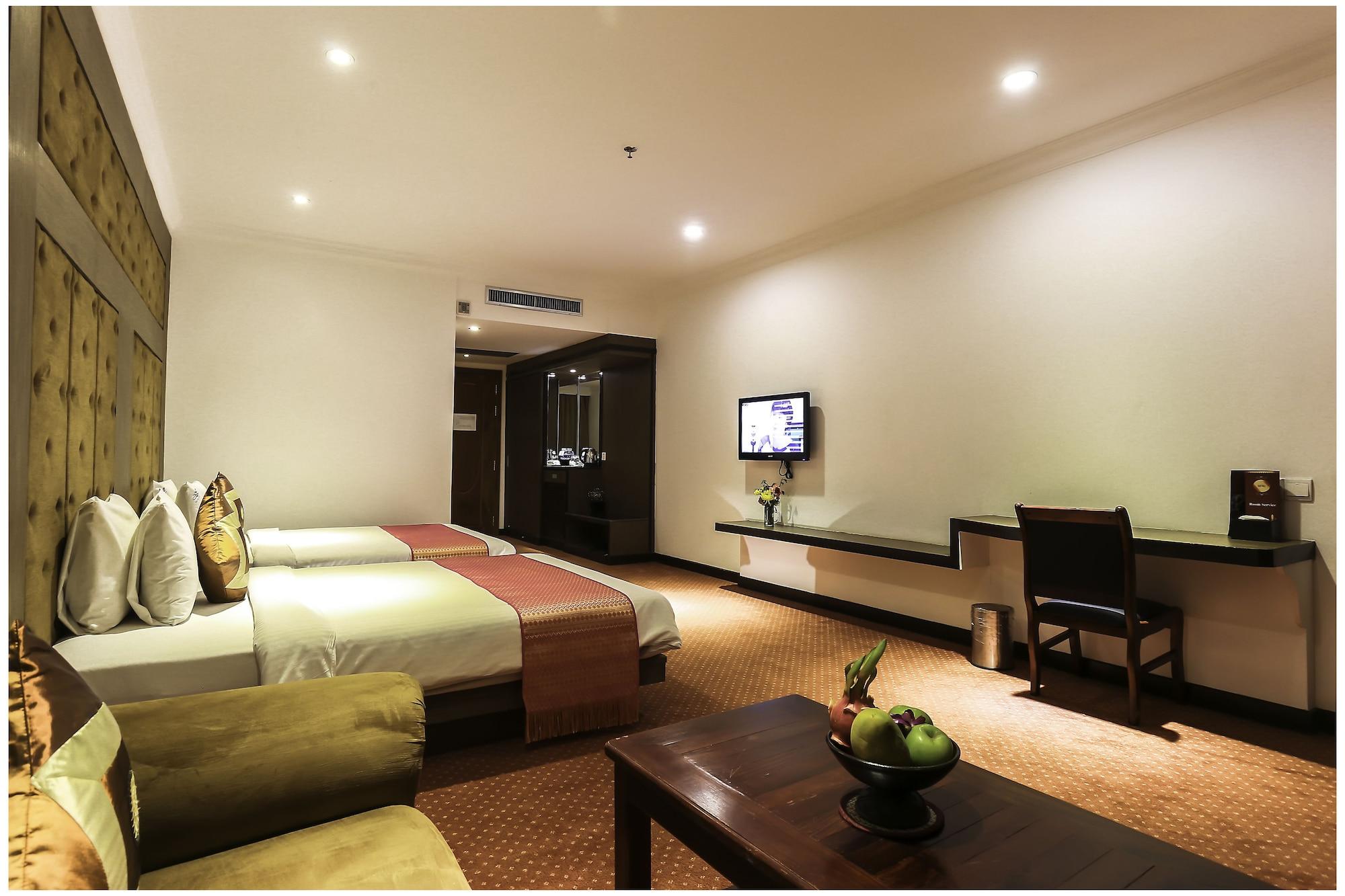 סיאם ריפ Angkor Howard Hotel מראה חיצוני תמונה