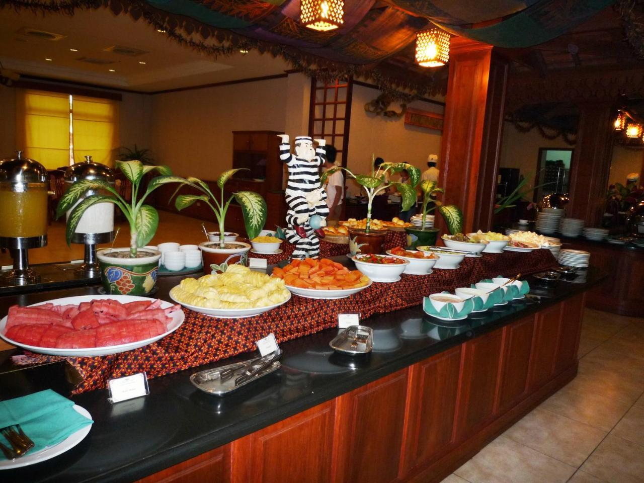 סיאם ריפ Angkor Howard Hotel מראה חיצוני תמונה